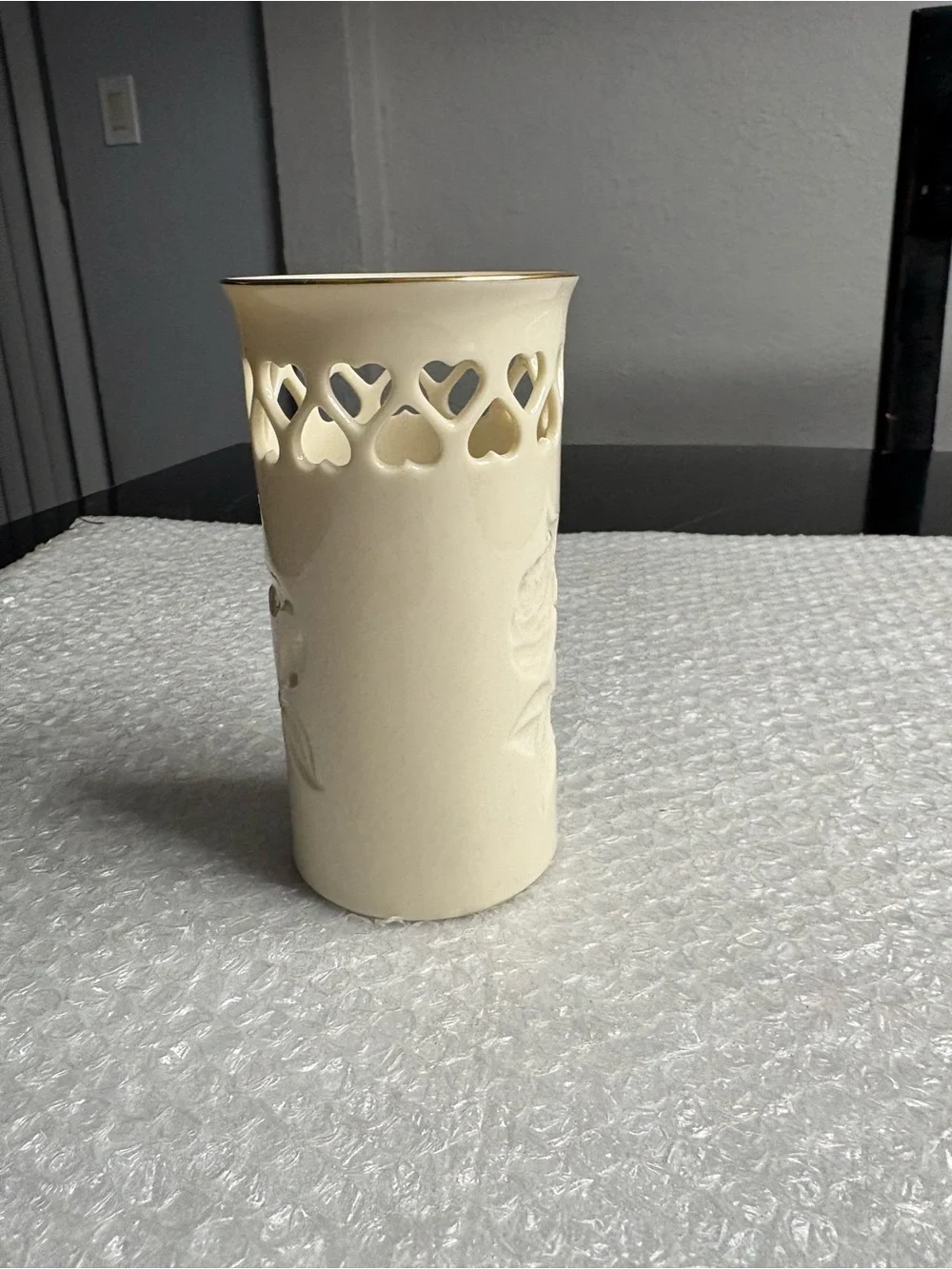 Lenox Hearts & Flowers vase